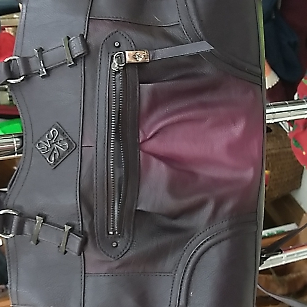 Vera Wang purse